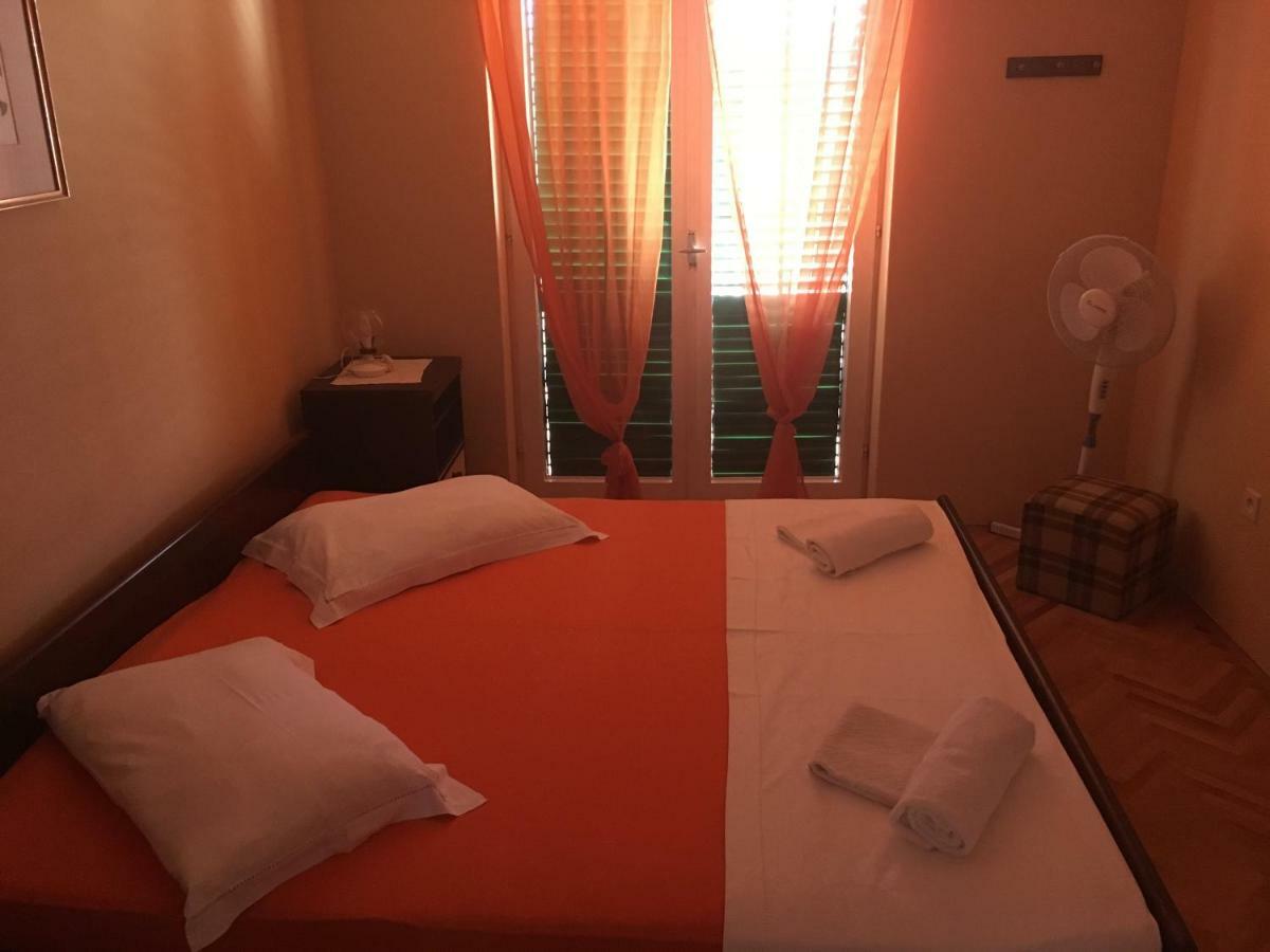Apartments Ankica Kampor Екстериор снимка