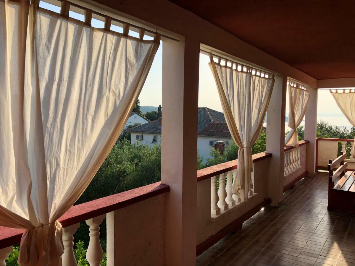Apartments Ankica Kampor Екстериор снимка